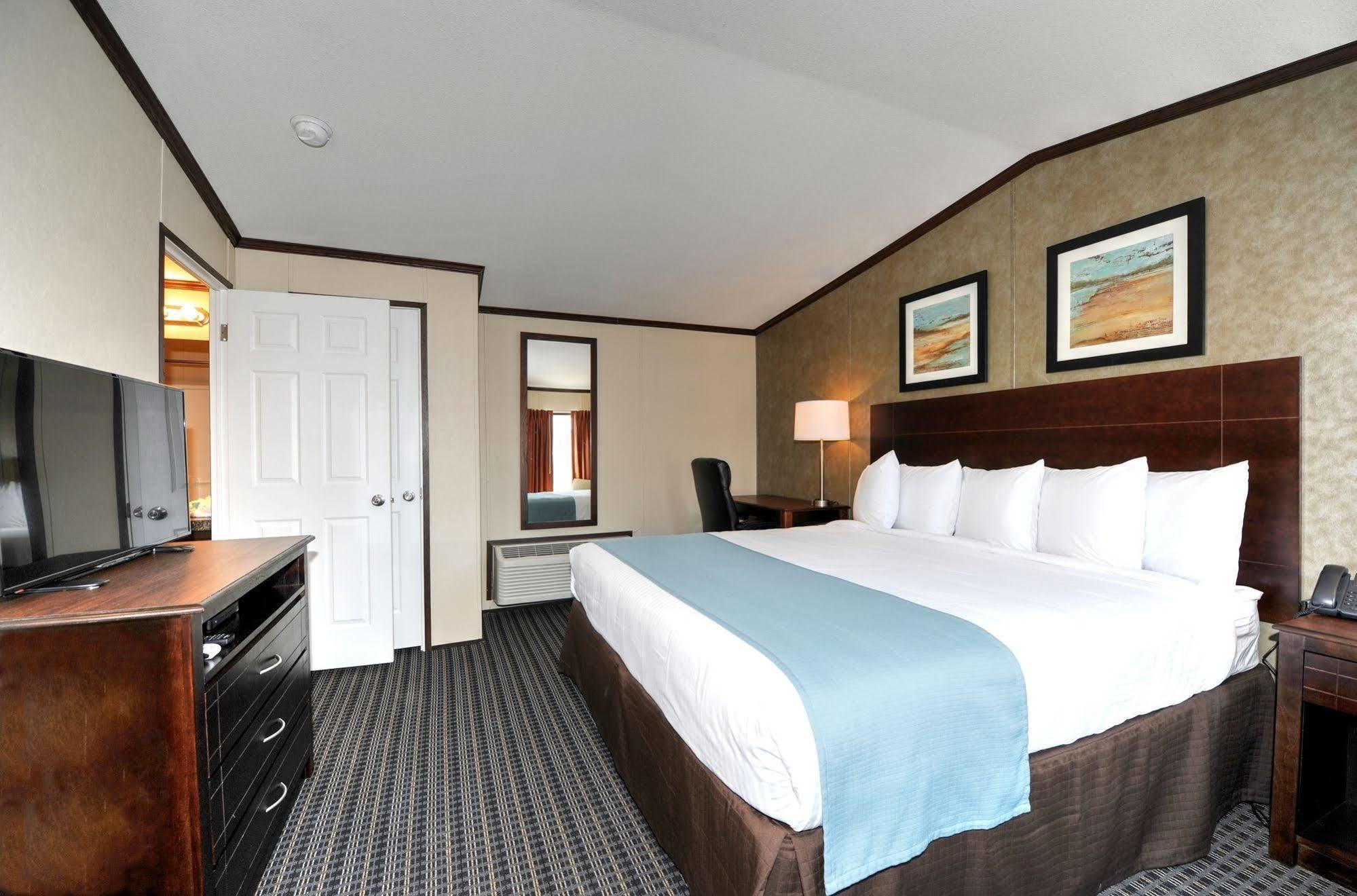 Instalodge Hotel And Suites Karnes City מראה חיצוני תמונה